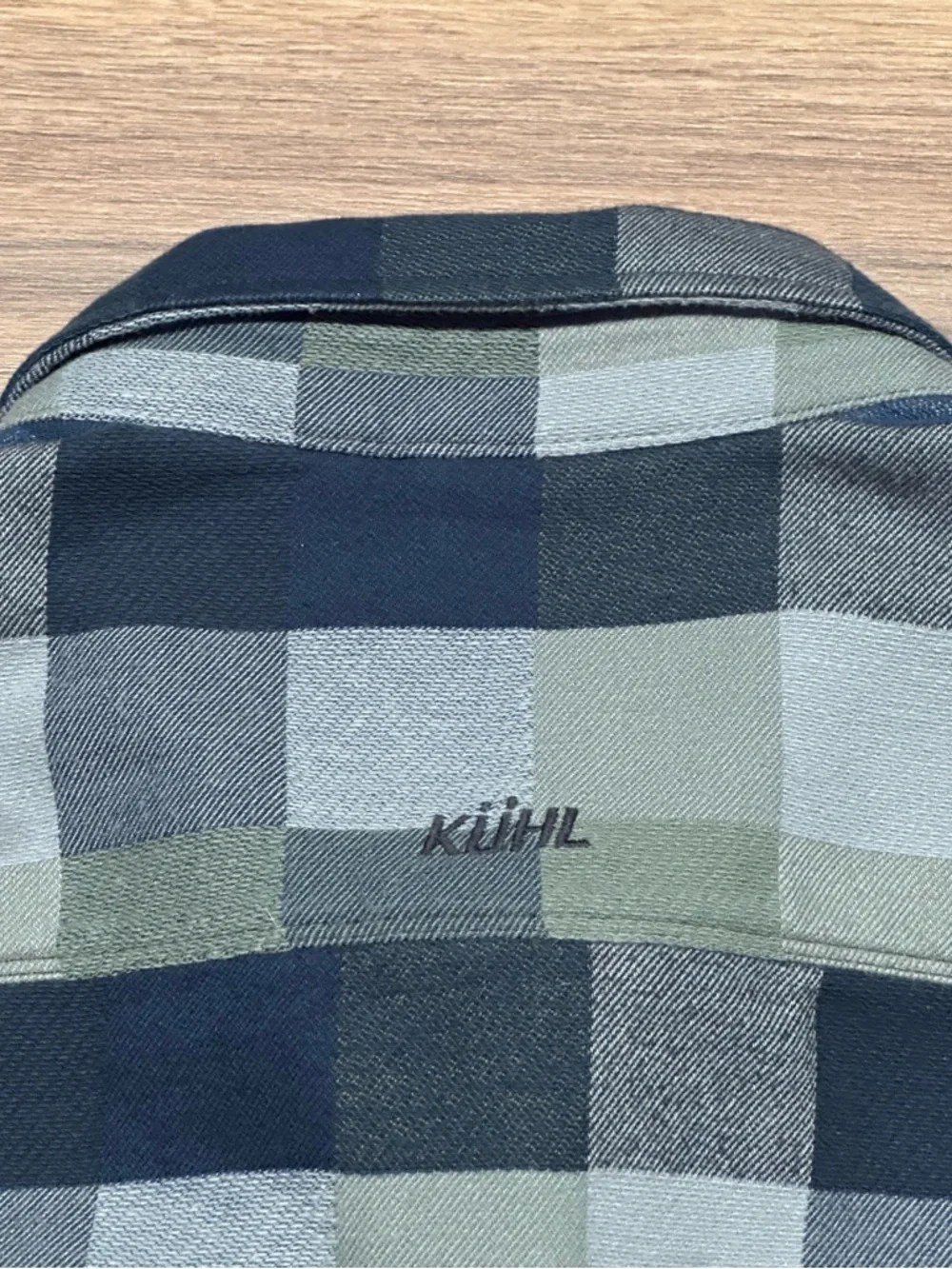 Kuhl Pixelatr Flannel Long Sleeve Button Down in Seaglass Blue Plaid Size XXL